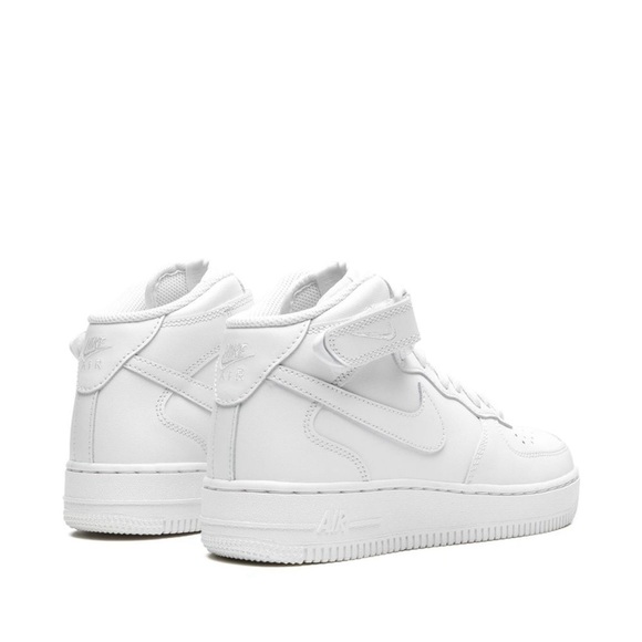 NIKE AIR FORCE 1 07 MID WOMENS SZ 8 EU 39 NWB - Picture 3 of 7
